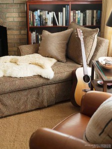 14 Ways to Make Your Home Warm & Welcoming This Winter - bhgrelife.com
