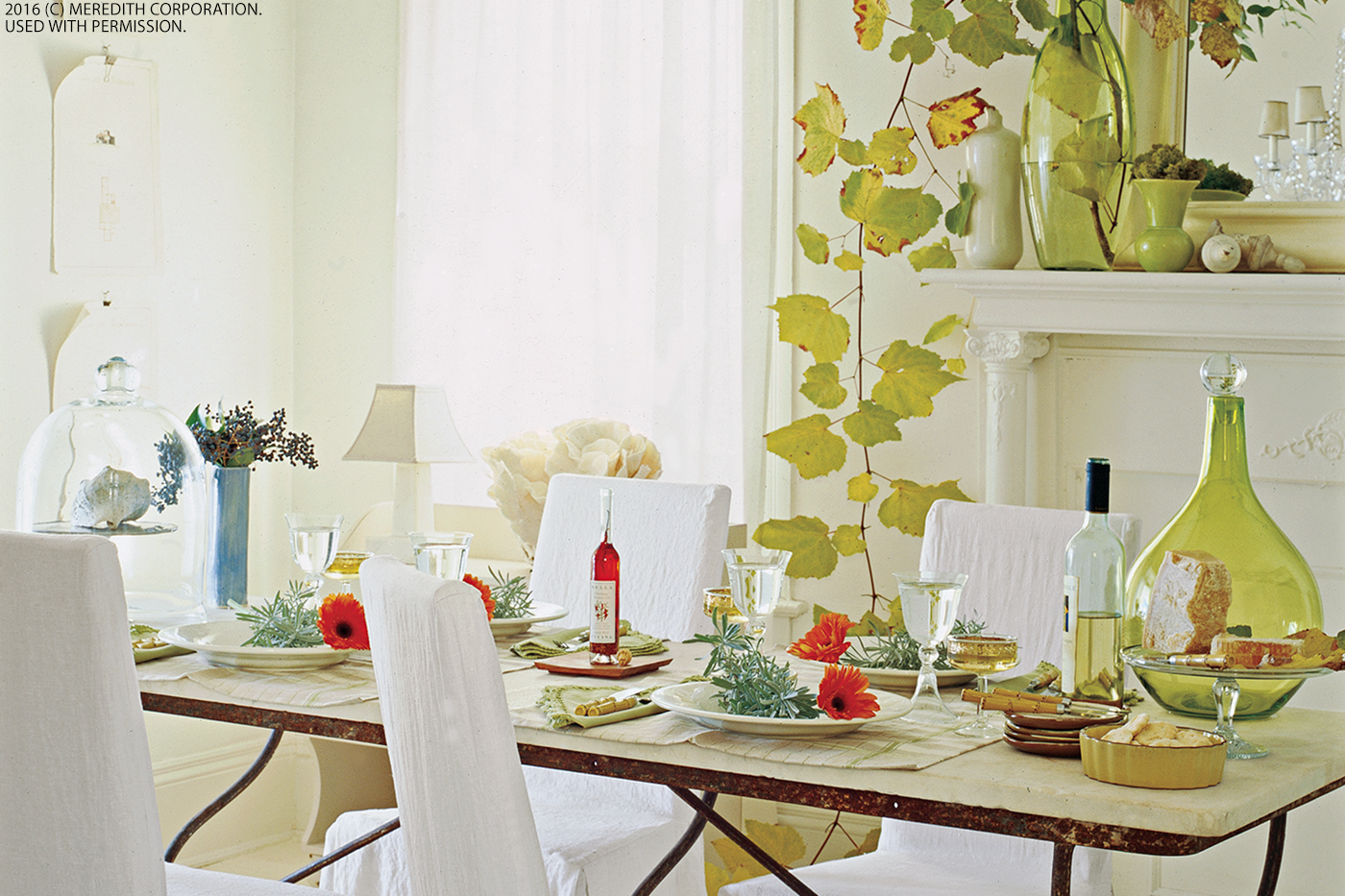 bhgrelife.com - Thanksgiving Decorating That’s Inspired by Nature